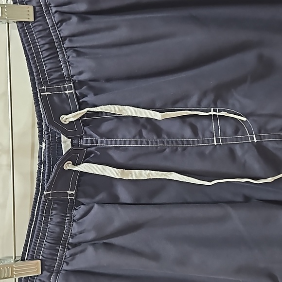 Men's TYR, Swim Trunks, Shorts, Navy Blue, Pockets, Elastic Waist, White Trim, M - Picture 3 of 11